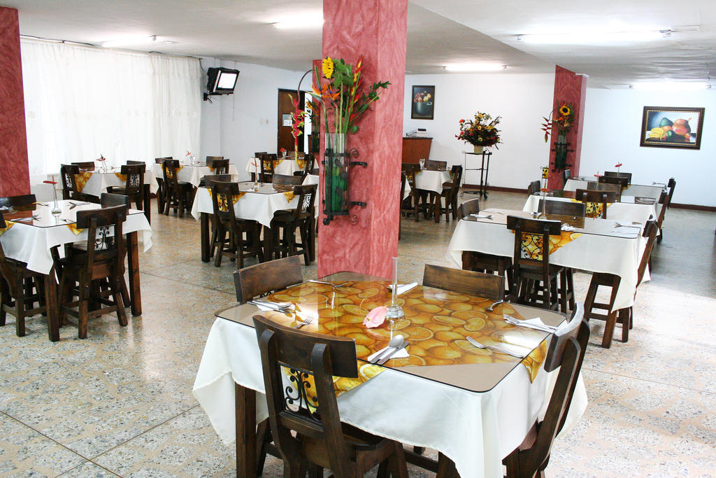 Hotel Normandia Medellín Dış mekan fotoğraf
